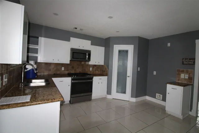 $1,800 | 19614 Oleander Ridge Way, Cypress, TX 77433