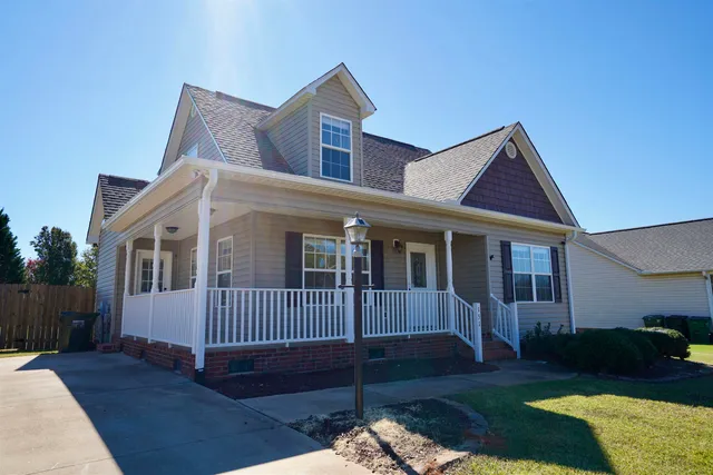 $259,900 | 151 Summer Lady Lane, Boiling Springs, SC 29316