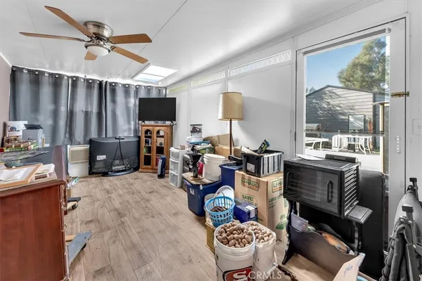 a backyard of a house with lots of plant