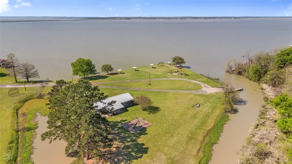 $49,999 | 662 Tallow Street, Onalaska, TX 77360