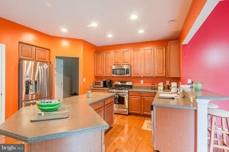 5653 Country Farm Road White Marsh, MD 21162 - Photo 7 of 30 Kitchen