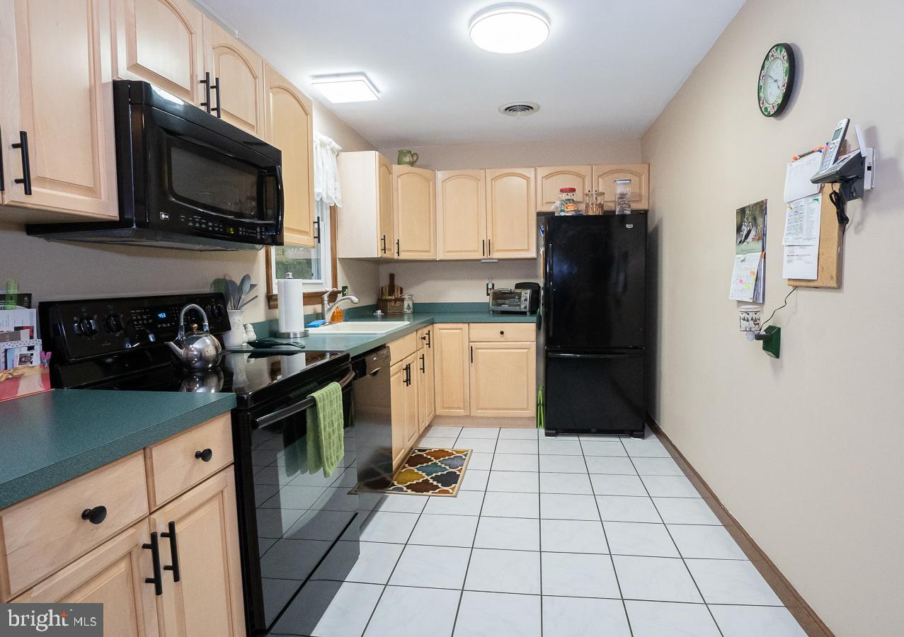51 Winding Road Boyertown, PA 19512 - Photo 8 of 34 Gallery Image 8