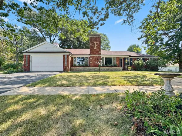 $317,000 | 408 North Moore Street, Waterloo, IL 62298