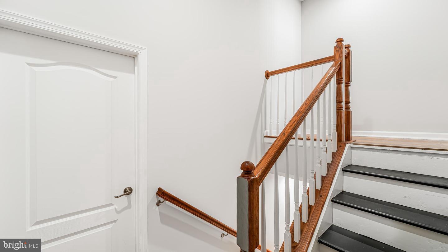 4888 Dane Ridge Circle Woodbridge, VA 22193 - Photo 19 of 32