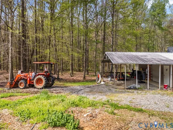 $495,000 | 12065 Pinhook Road, Rockville, VA 23146