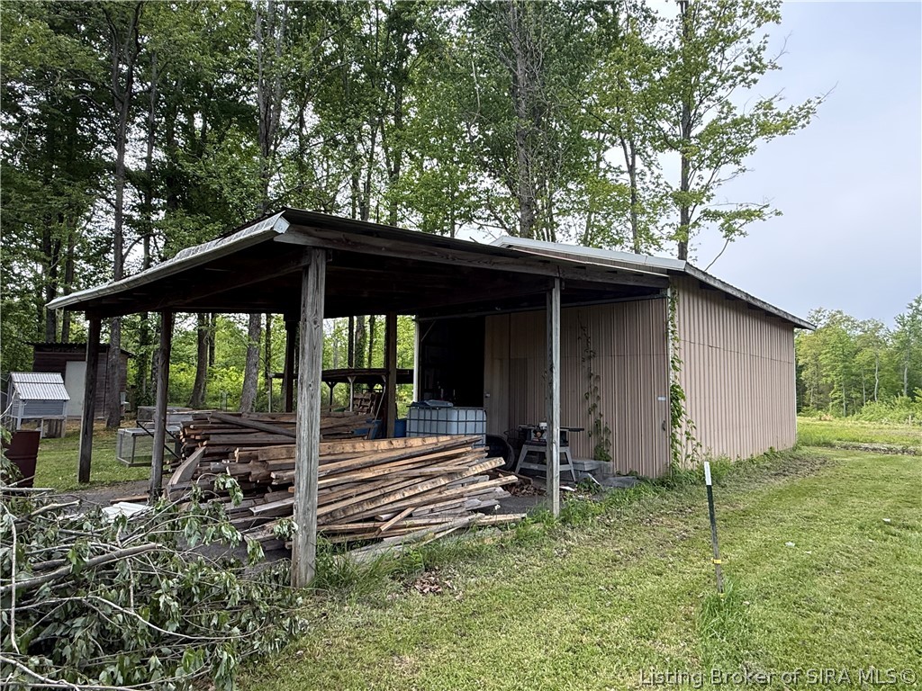 2718 North Bethlehem Road Austin, IN 47102 - Photo 14 of 17