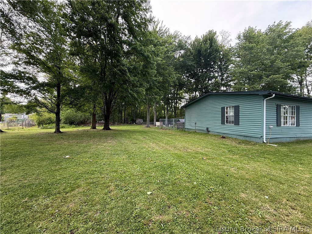 2718 North Bethlehem Road Austin, IN 47102 - Photo 7 of 17