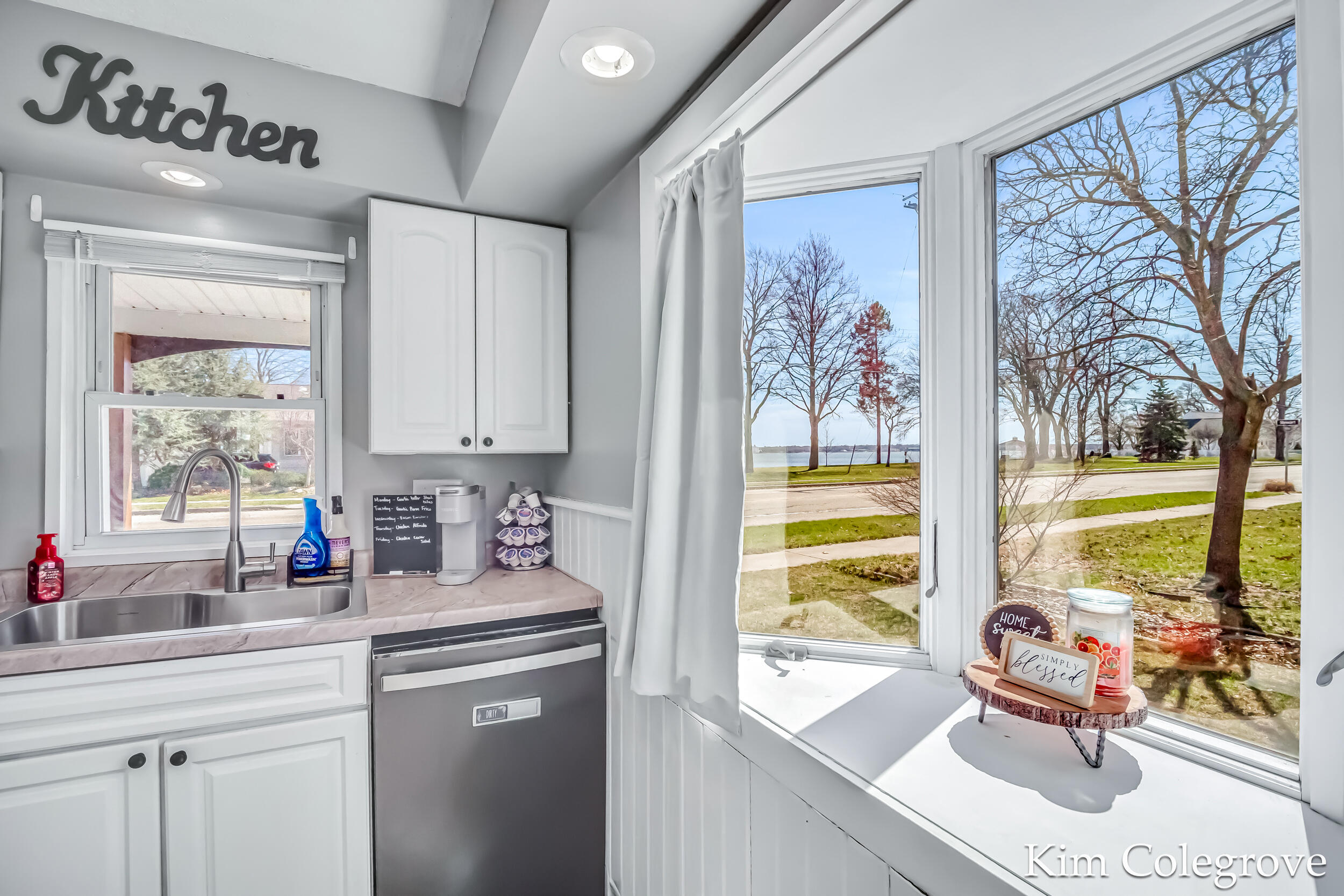 1606 Ruddiman Drive Muskegon, MI 49445 - Photo 8 of 39 1606 Ruddiman_WM-6