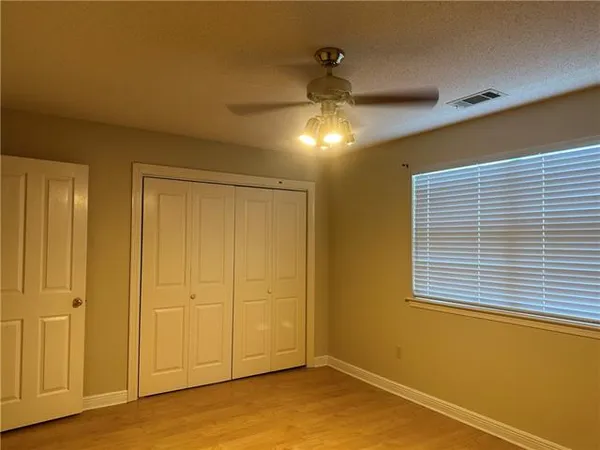 $2,150 | 45 Cottage Court, Mandeville, LA 70448