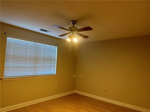 $2,150 | 45 Cottage Court, Mandeville, LA 70448