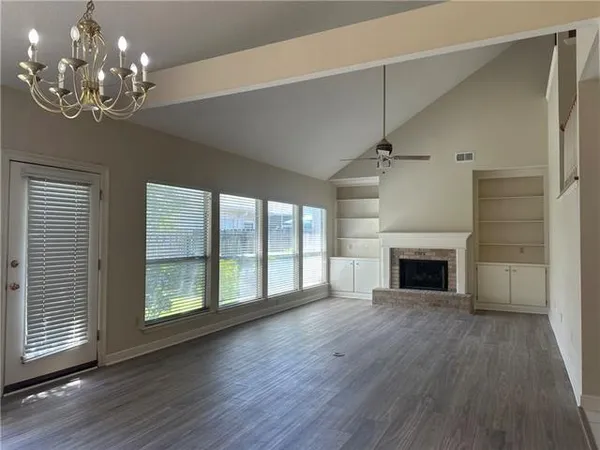 $2,150 | 45 Cottage Court, Mandeville, LA 70448