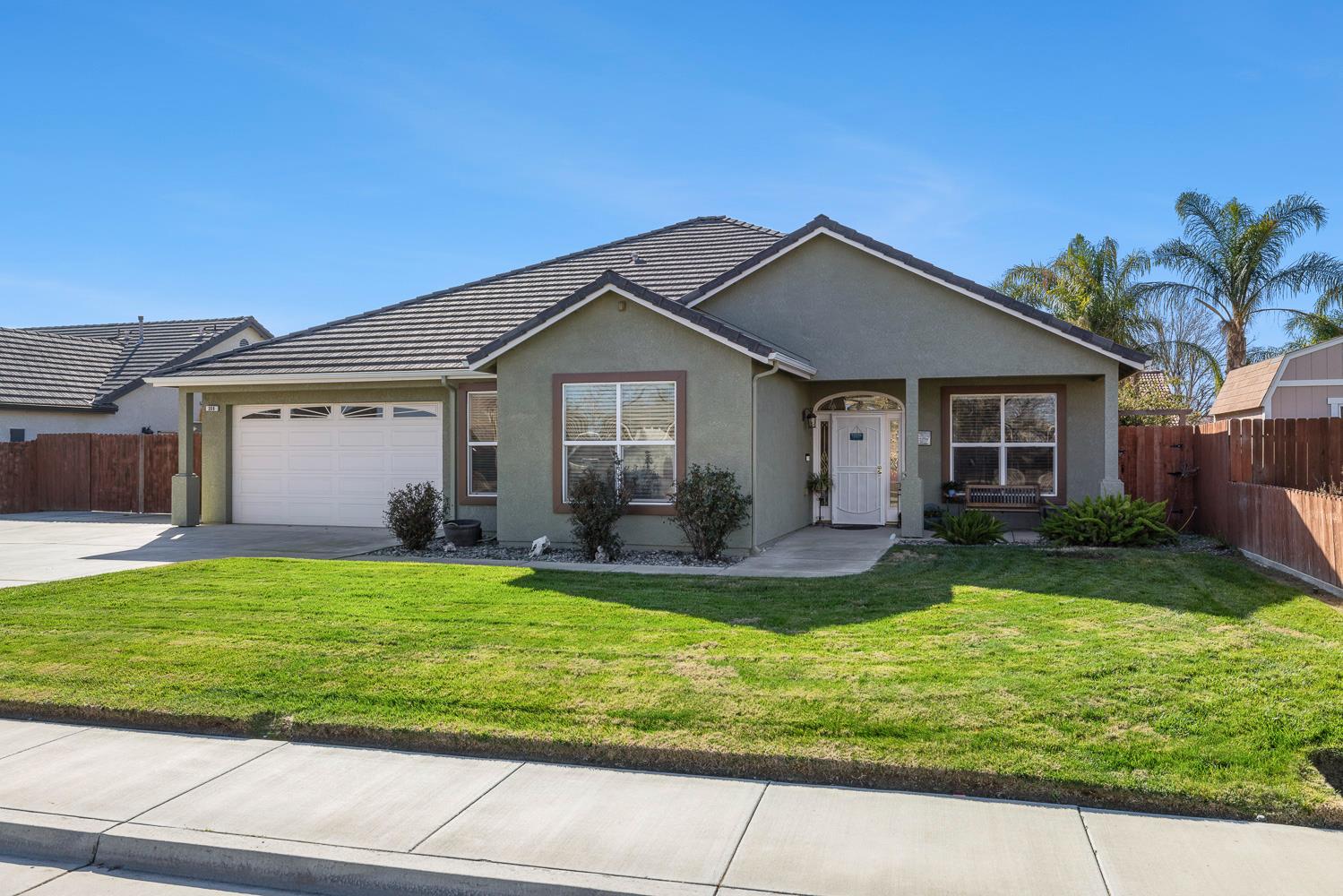 308 San Ramon Court Coalinga, CA 93210 - Photo 2 of 62