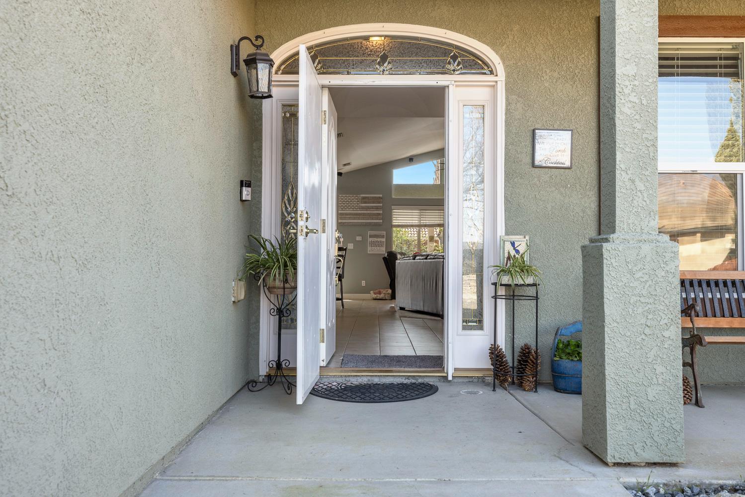 308 San Ramon Court Coalinga, CA 93210 - Photo 6 of 62
