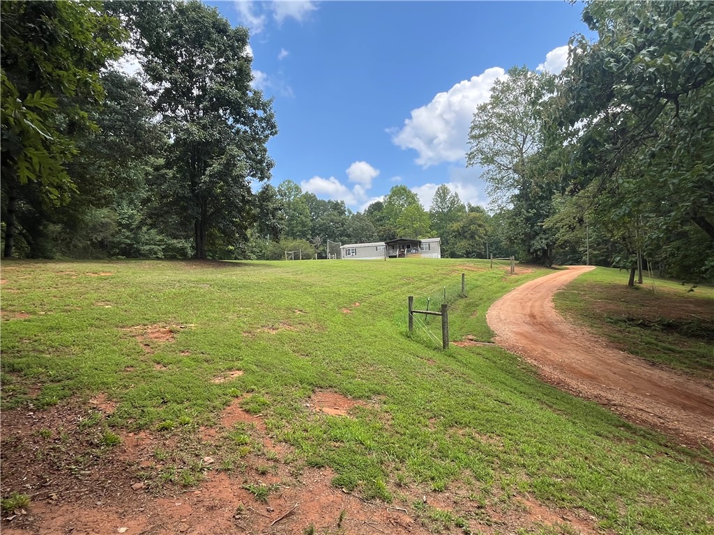 174 New Madison Road Westminster, SC 29693 - Photo 11 of 49 Large fenced in area in the front yard