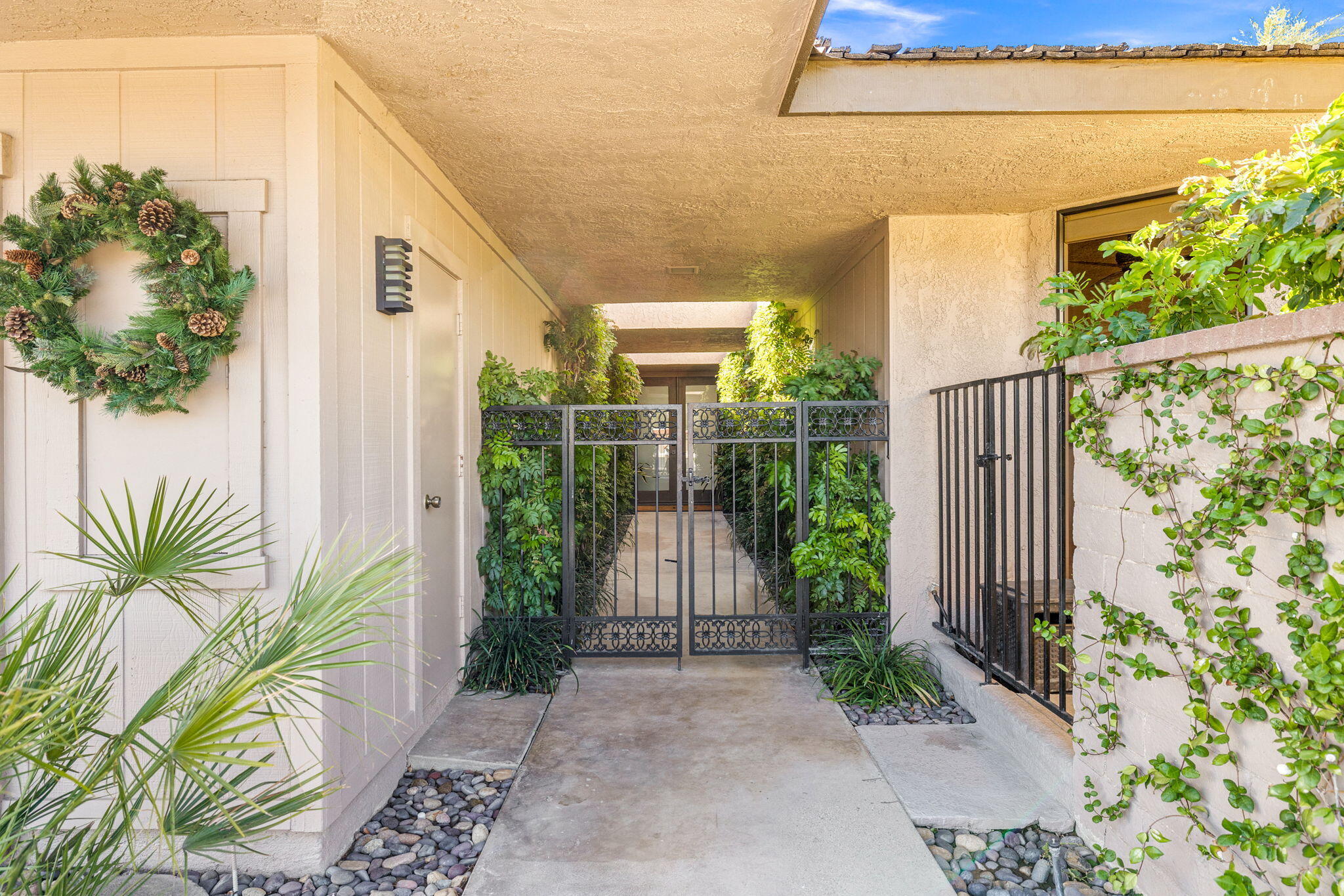 76 Princeton Drive Rancho Mirage, CA 92270 - Photo 9 of 56 17-web-or-mls-AM4A2289