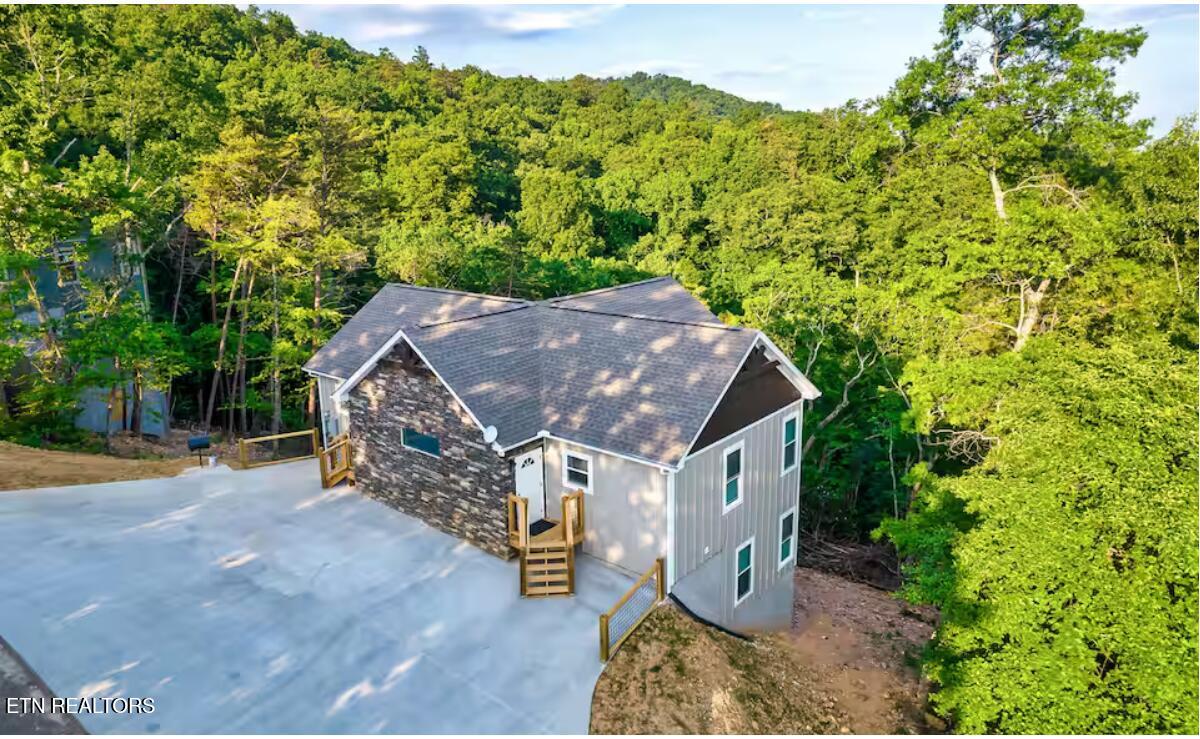 3325 Grouse Ridge Lane Sevierville, TN 37862 - Photo 36 of 37 216