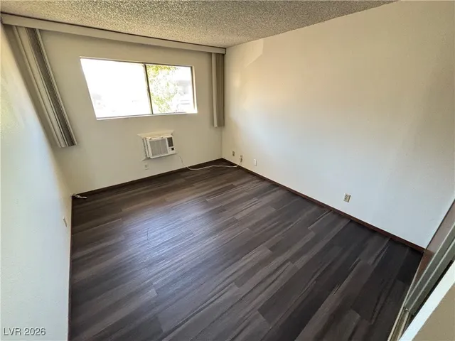 $995 | 5340 South Swenson Street, Unit 68, Las Vegas, NV 89119