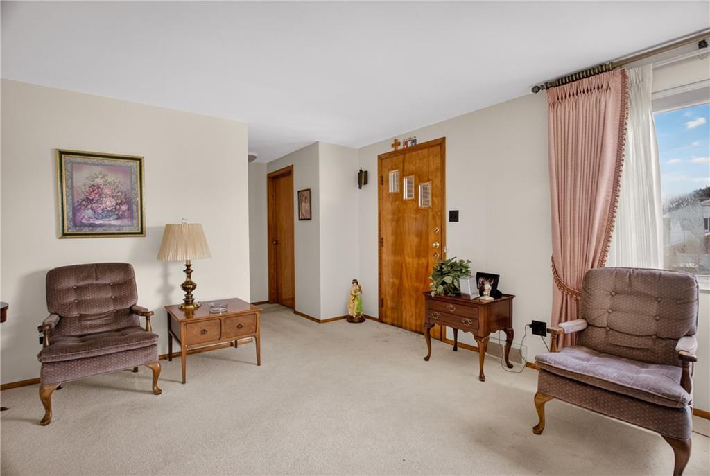 186 William Street McKees Rocks, PA 15136 - Photo 6 of 45 a living room with furniture and a couch
