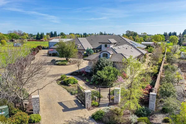 $4,600,000 | 8617 Sleepy Hollow Lane, Elk Grove, CA 95624