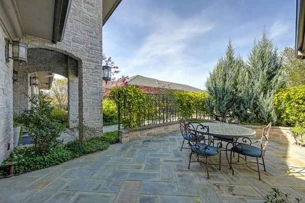 $4,600,000 | 8617 Sleepy Hollow Lane, Elk Grove, CA 95624