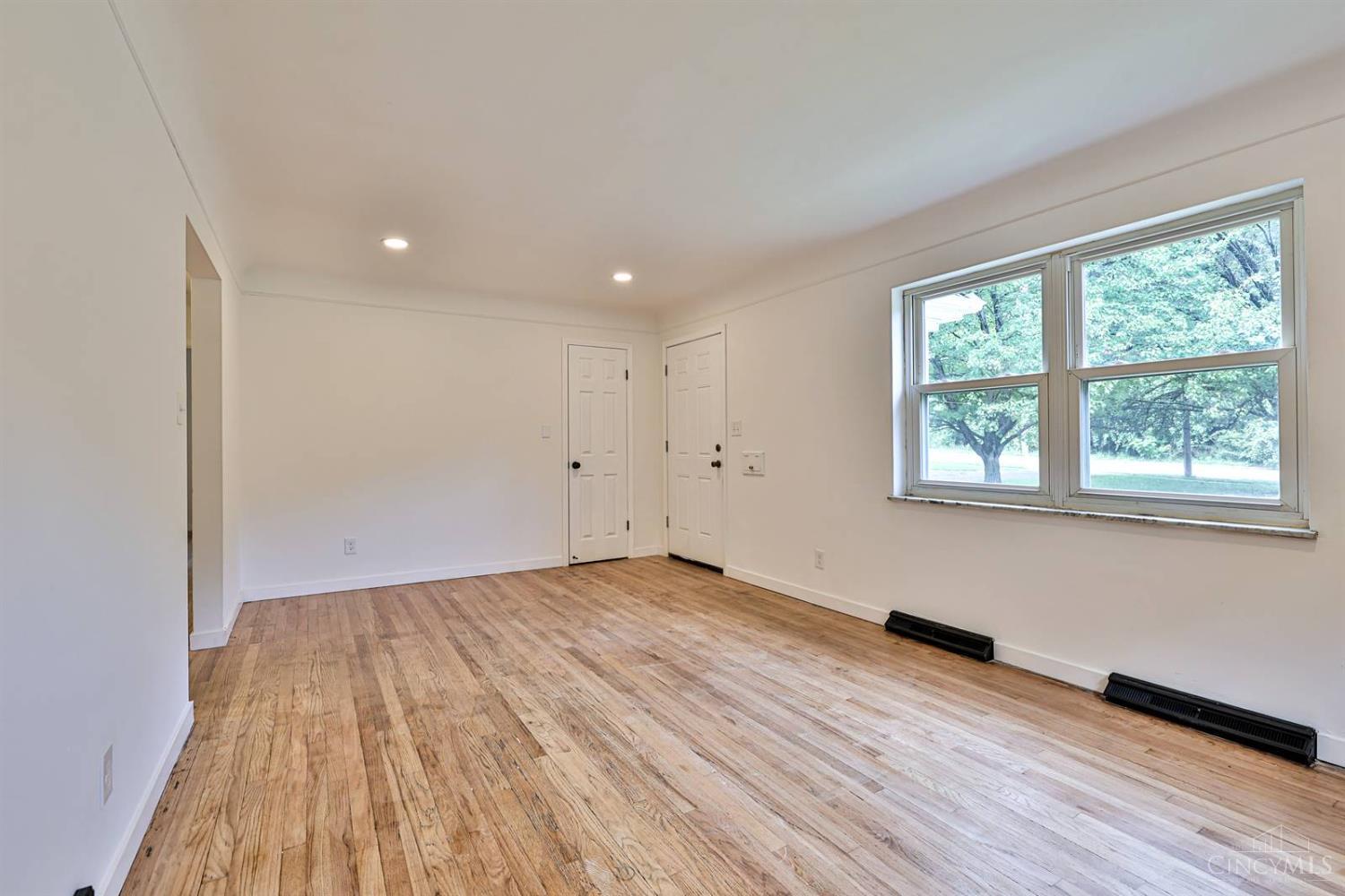 1732 Quebec Road Cincinnati, OH 45205 - Photo 7 of 26 Gallery Image 7