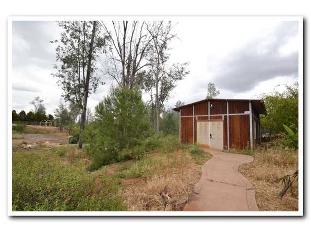 11548 Manzanita Road Lakeside, CA 92040 - Photo 19 of 25 Detached 300 SF Building