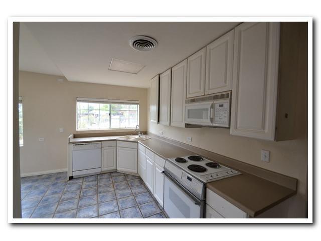 11548 Manzanita Road Lakeside, CA 92040 - Photo 6 of 25 Kitchen