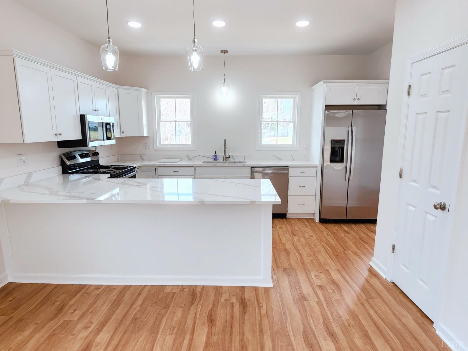 1509 Clearview Road Bedford, VA 24523 - Photo 12 of 62