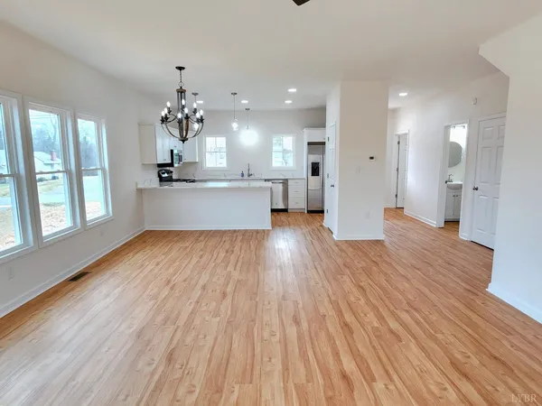 $424,900 | 1509 Clearview Road, Bedford, VA 24523