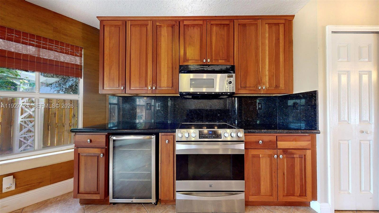 2651 Southwest 152nd Court Miami, FL 33185 - Photo 11 of 37