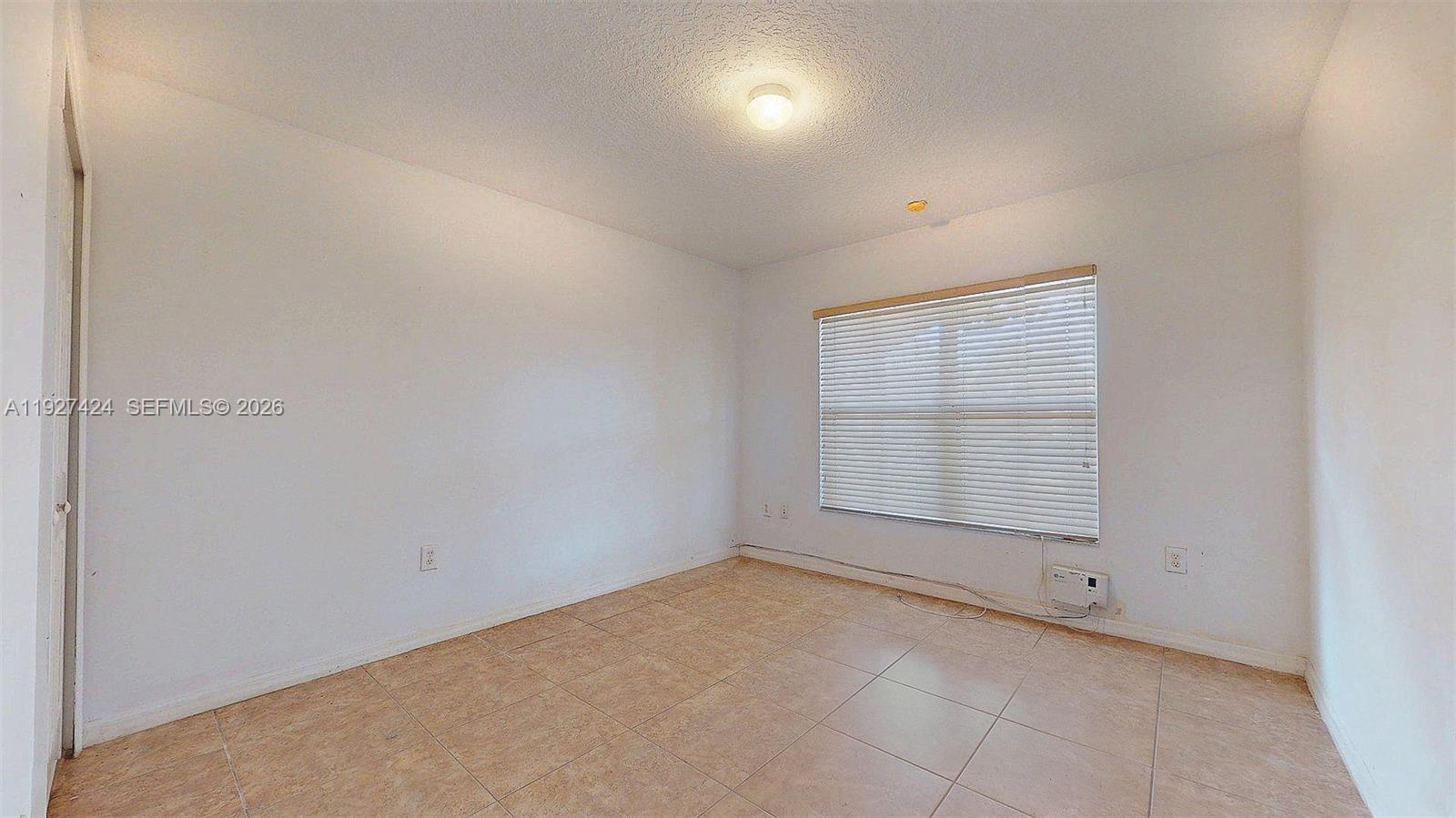 2651 Southwest 152nd Court Miami, FL 33185 - Photo 15 of 37