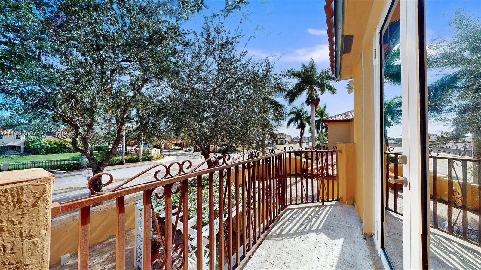 2651 Southwest 152nd Court Miami, FL 33185 - Photo 20 of 37