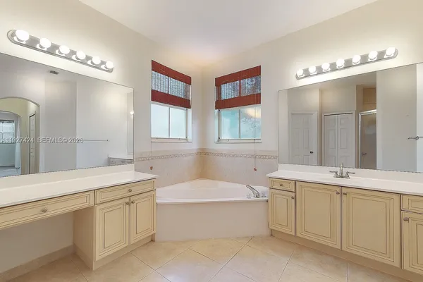 $890,000 | 2651 Southwest 152nd Court, Miami, FL 33185