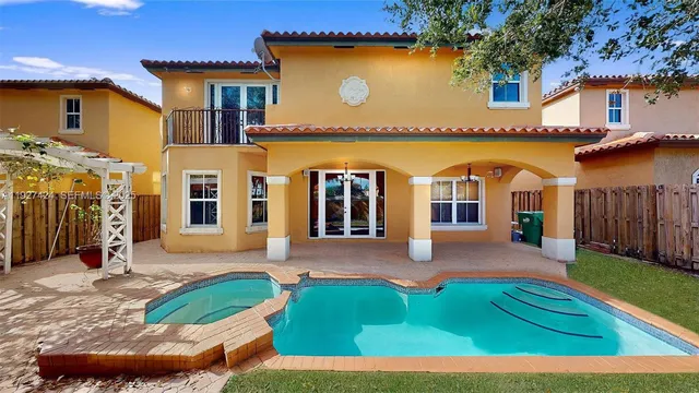 $925,000 | 2651 Southwest 152nd Court, Miami, FL 33185