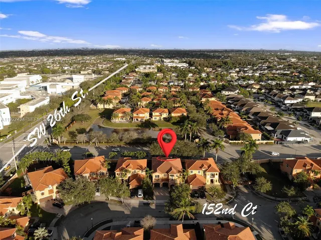 $925,000 | 2651 Southwest 152nd Court, Miami, FL 33185