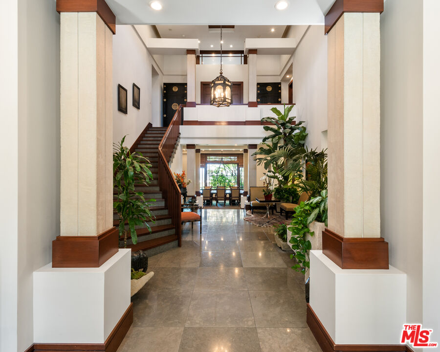 13947 Durham Road Beverly Hills, CA 90210 - Photo 6 of 46