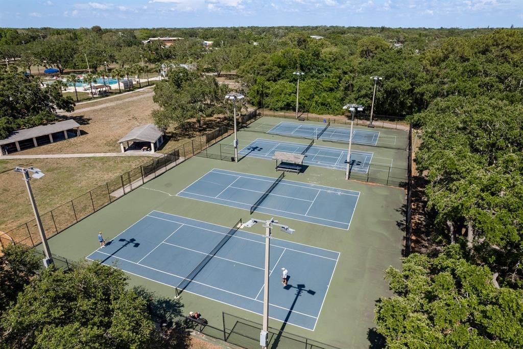 2480 Del Rio Way Dunedin, FL 34698 - Photo 33 of 35 a view of a city