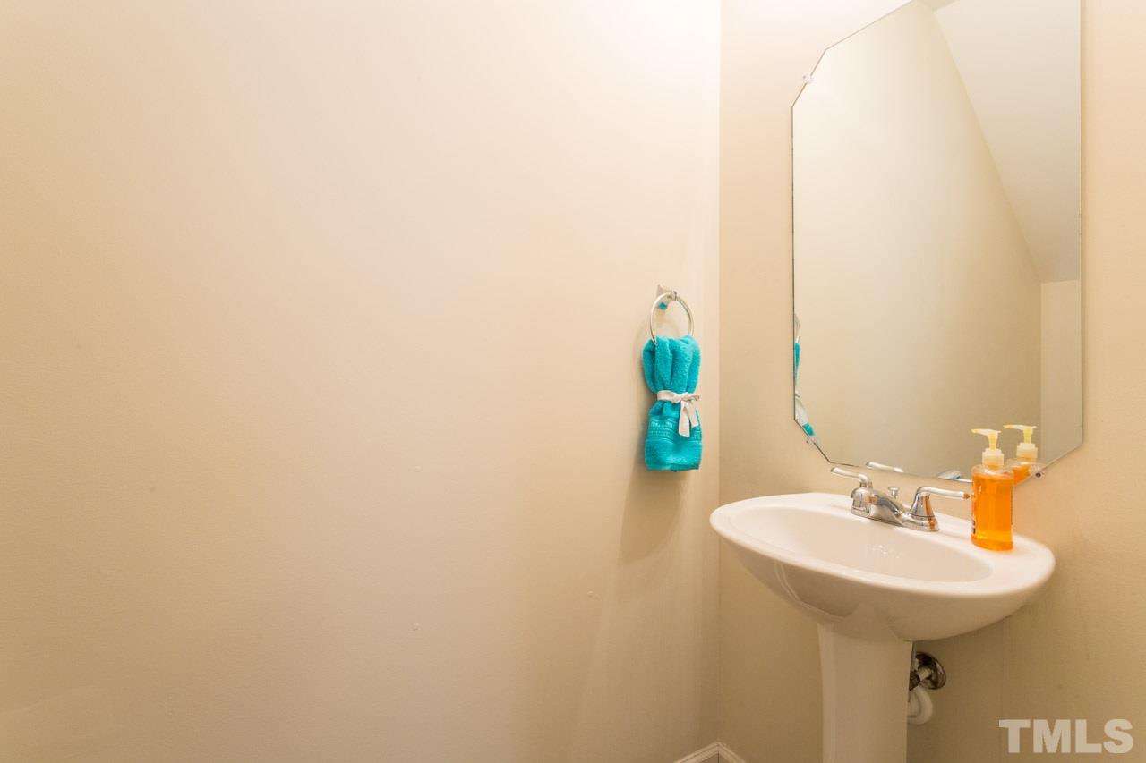 5634 Quitman Trail Raleigh, NC 27610 - Photo 5 of 23