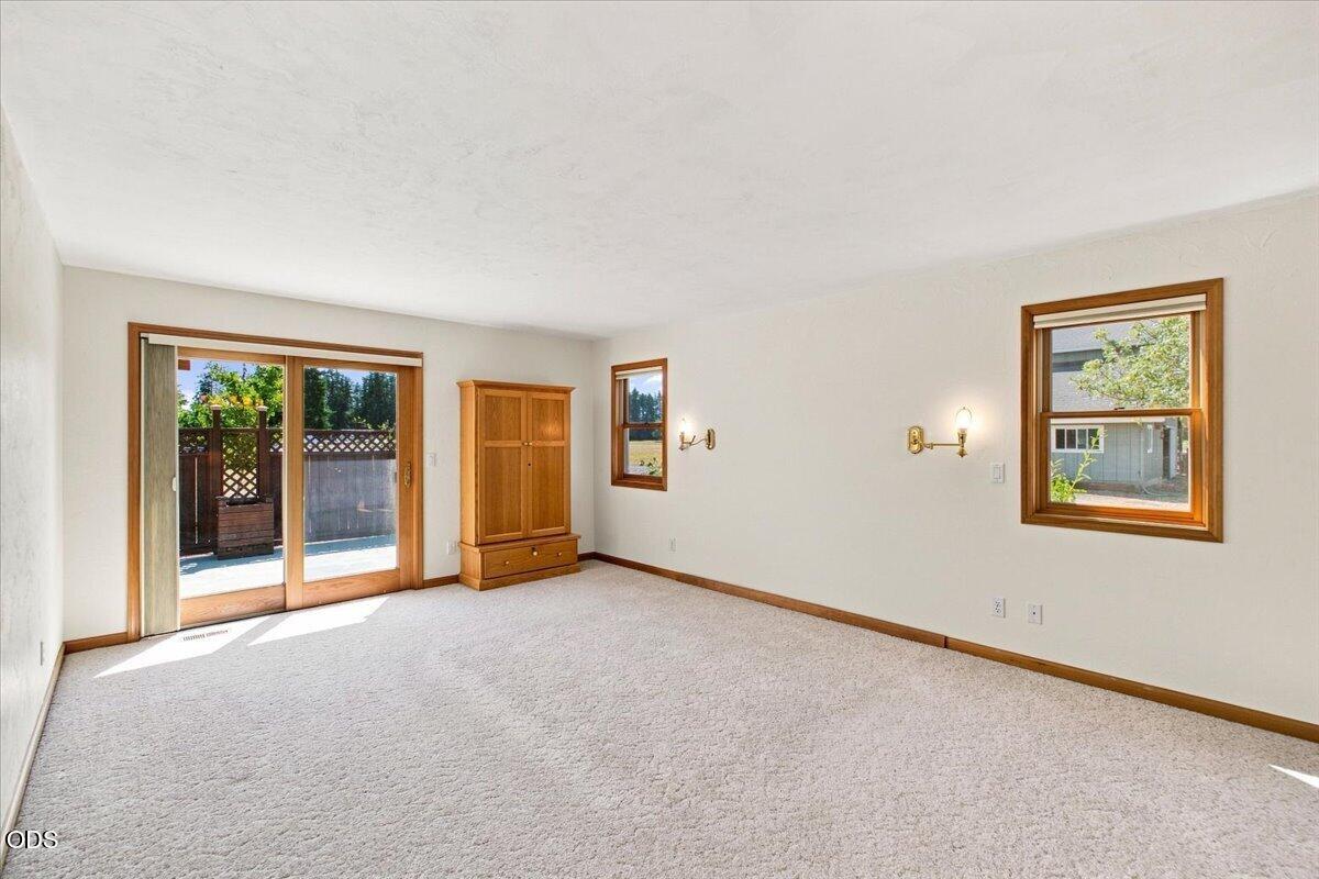 33844 White Oak Road Corvallis, OR 97333 - Photo 21 of 49 Gallery Image 21