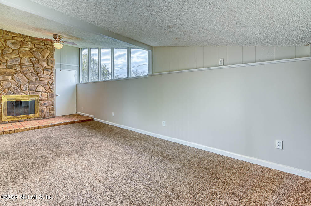 7407 Canaveral Road Jacksonville, FL 32210 - Photo 14 of 21 Great Room - View 4