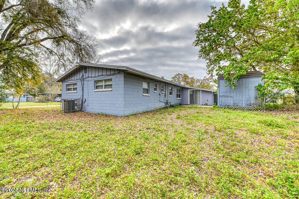 7407 Canaveral Road Jacksonville, FL 32210 - Photo 17 of 21 Back of House - View 2