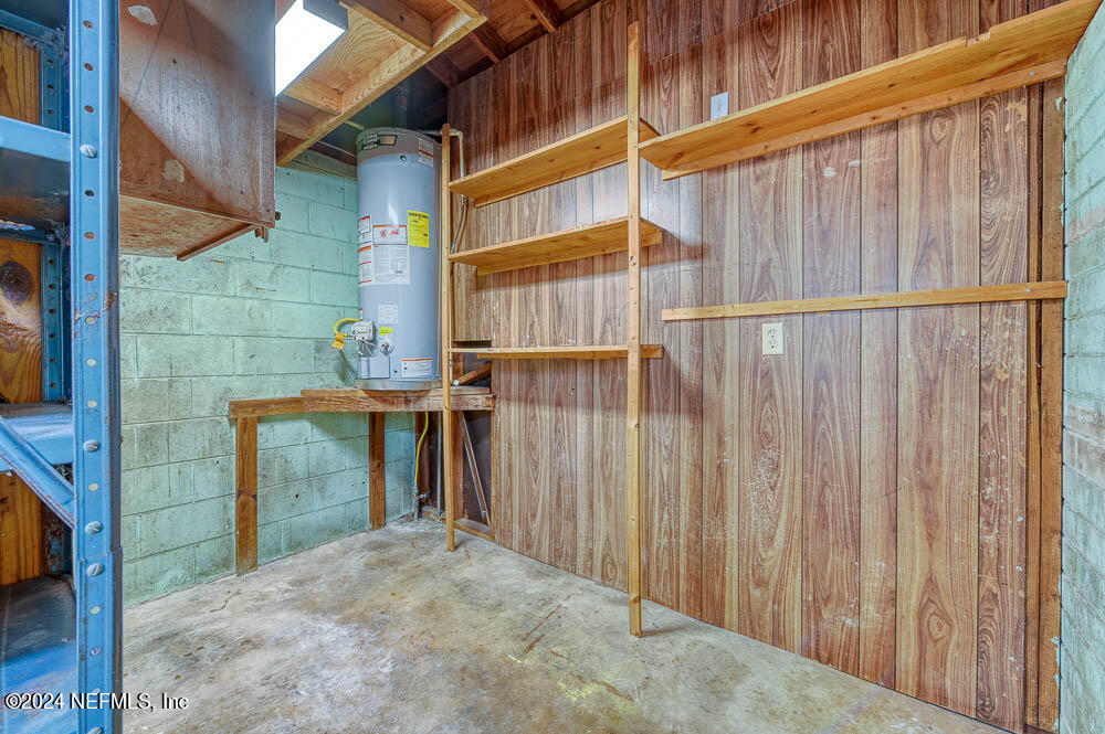 7407 Canaveral Road Jacksonville, FL 32210 - Photo 19 of 21 Laundry Room