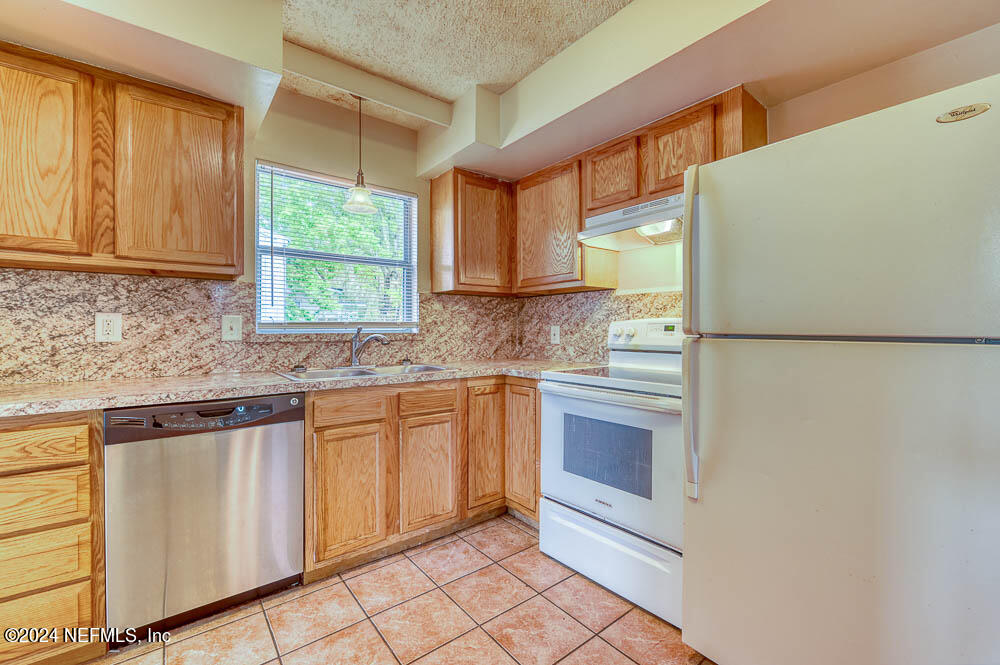 7407 Canaveral Road Jacksonville, FL 32210 - Photo 2 of 21 Kitchen - View 1