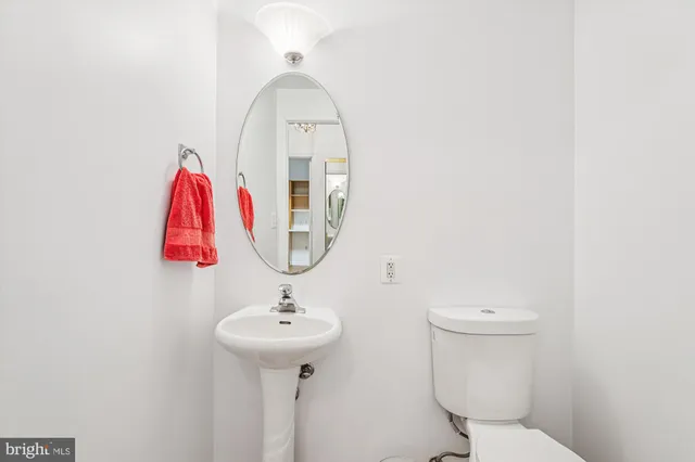 $2,400 | 3210 North Leisure World Boulevard, Unit 119, Silver Spring, MD 20906