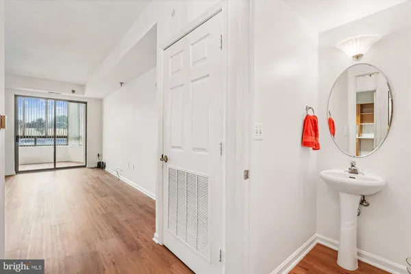 $2,100 | 3210 North Leisure World Boulevard, Unit 119, Silver Spring, MD 20906