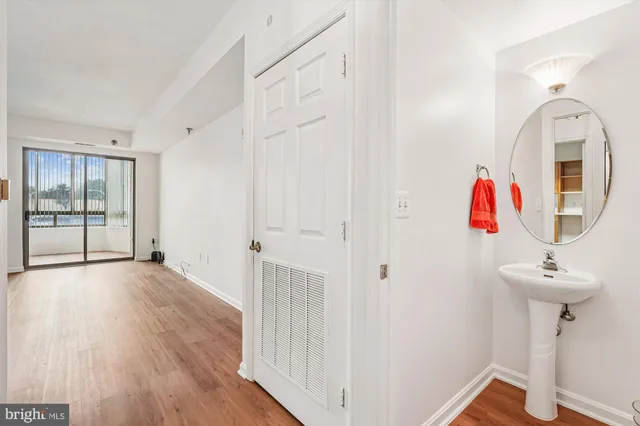 $2,400 | 3210 North Leisure World Boulevard, Unit 119, Silver Spring, MD 20906