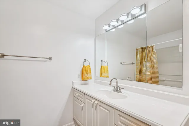 $2,400 | 3210 North Leisure World Boulevard, Unit 119, Silver Spring, MD 20906