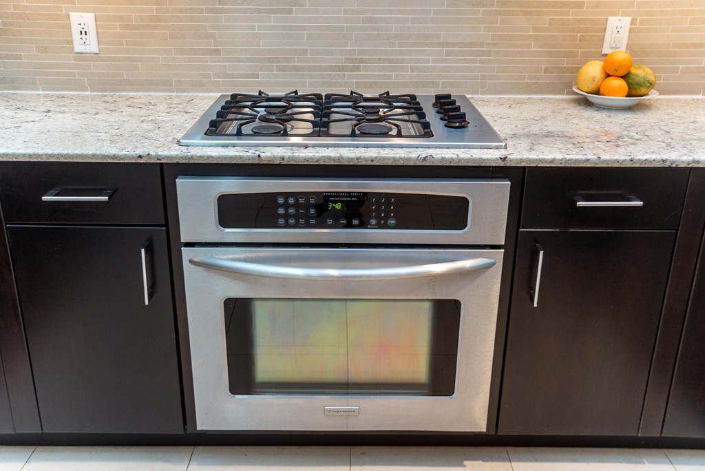 1317 Westhampton Road Northampton, MA 01062 - Photo 8 of 30