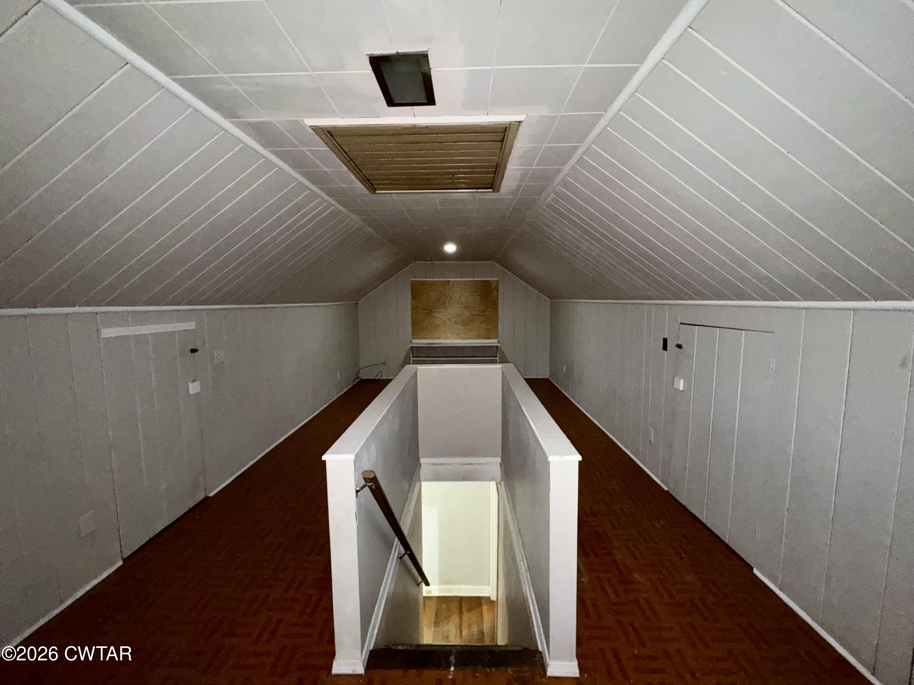 125 South Fairgrounds Street Jackson, TN 38301 - Photo 13 of 15 a view of entryway and kitchen