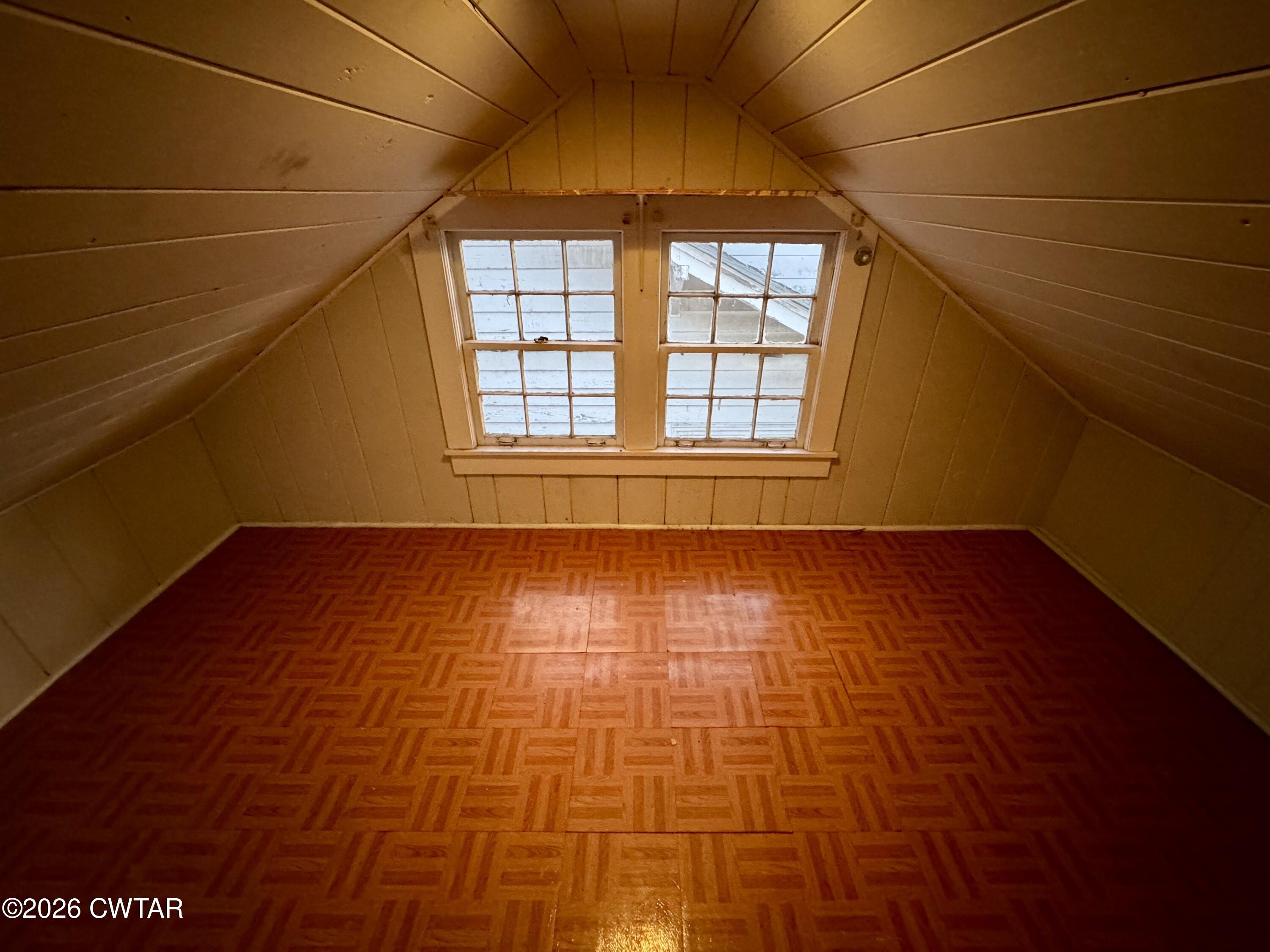 125 South Fairgrounds Street Jackson, TN 38301 - Photo 15 of 15 a view of an empty room with a window